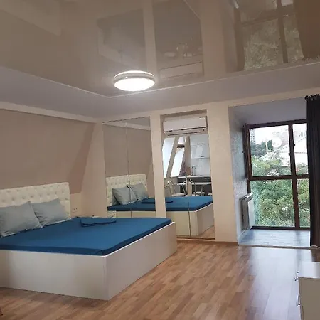 Apartment новобереговая, 8 кв. 17 Odesa