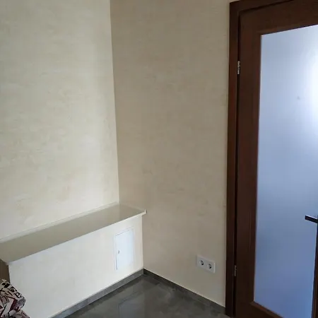 новобереговая, 8 кв. 17