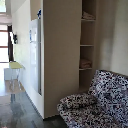 Apartment новобереговая, 8 кв. 17
